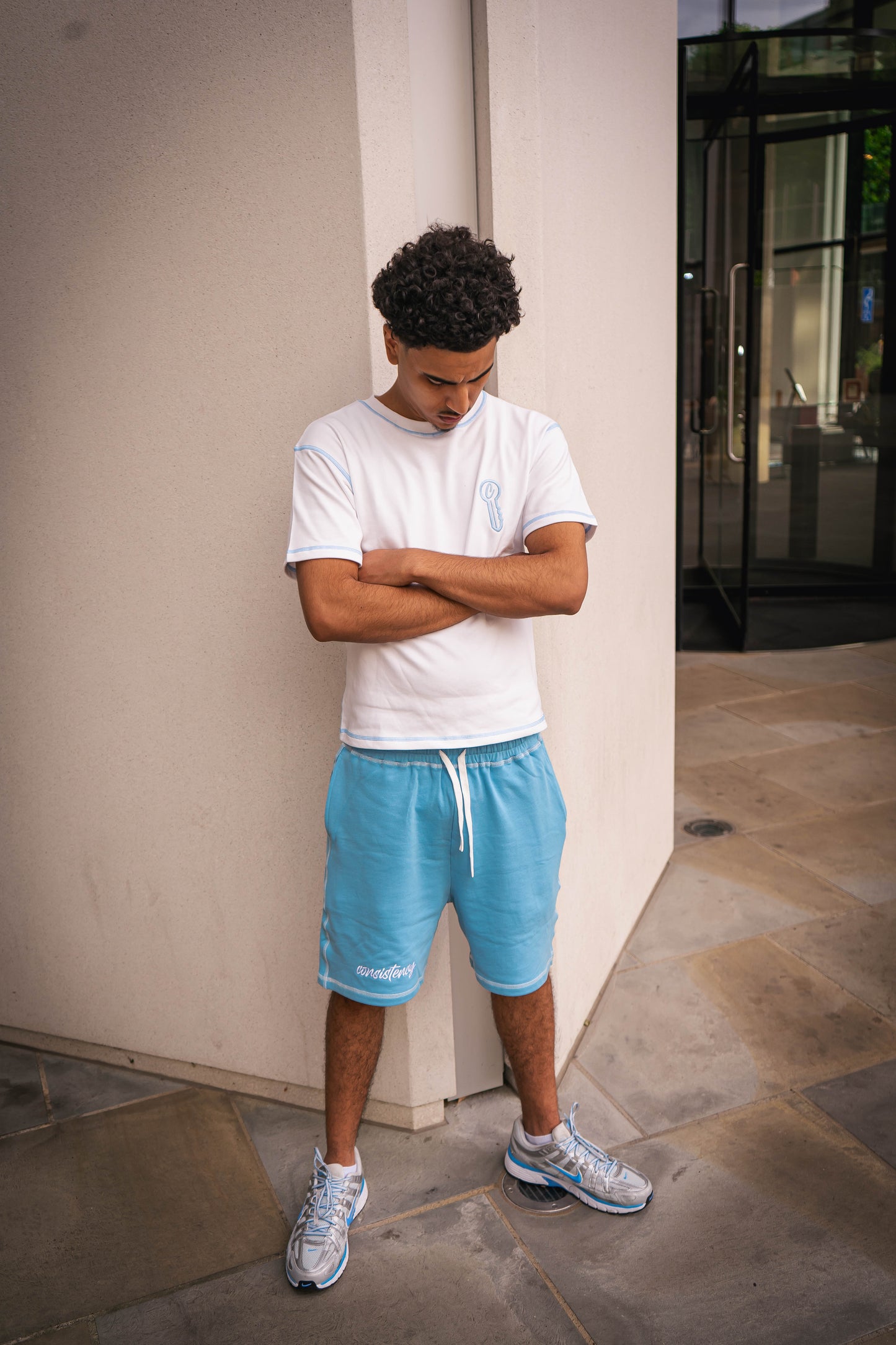 consistency 'shorts set' blue & white